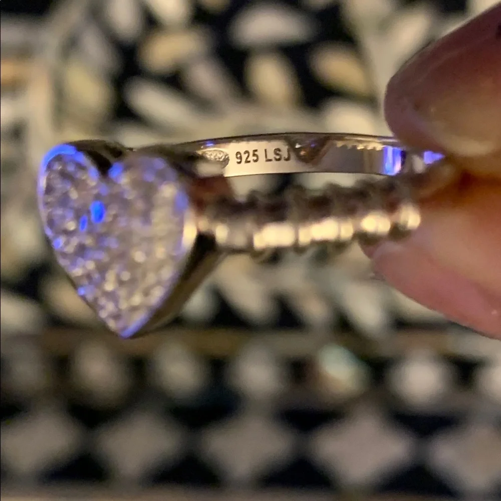 LSJ fine Jewelry SterlingSilver Touch MyHeart Ring